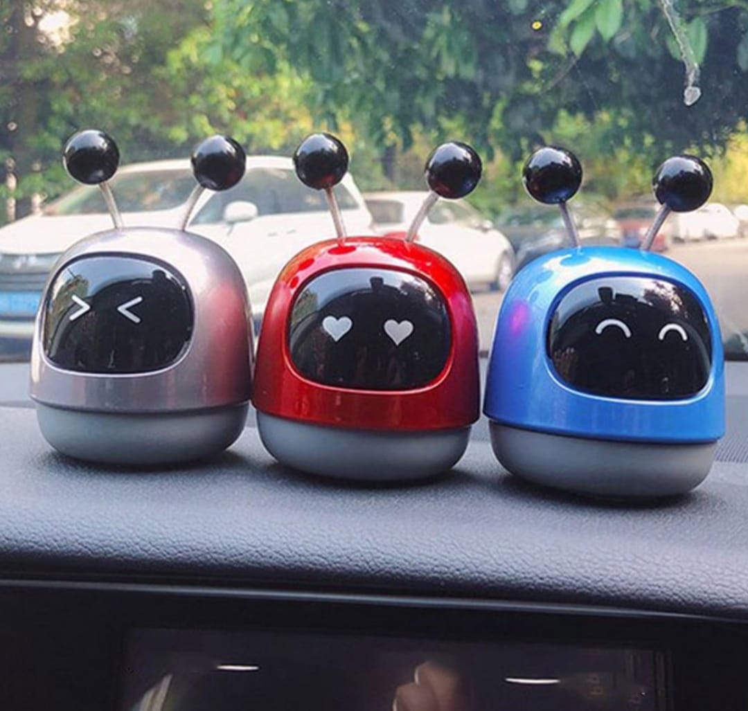Ambientador robot para auto